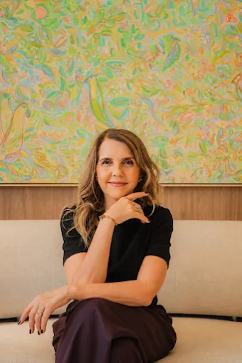 Dra. Simone Vieira, médica oftalmologista